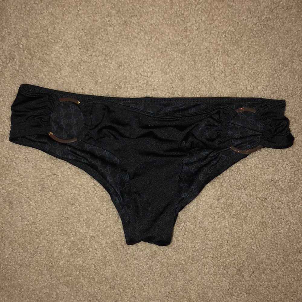 Swimsuit bottom